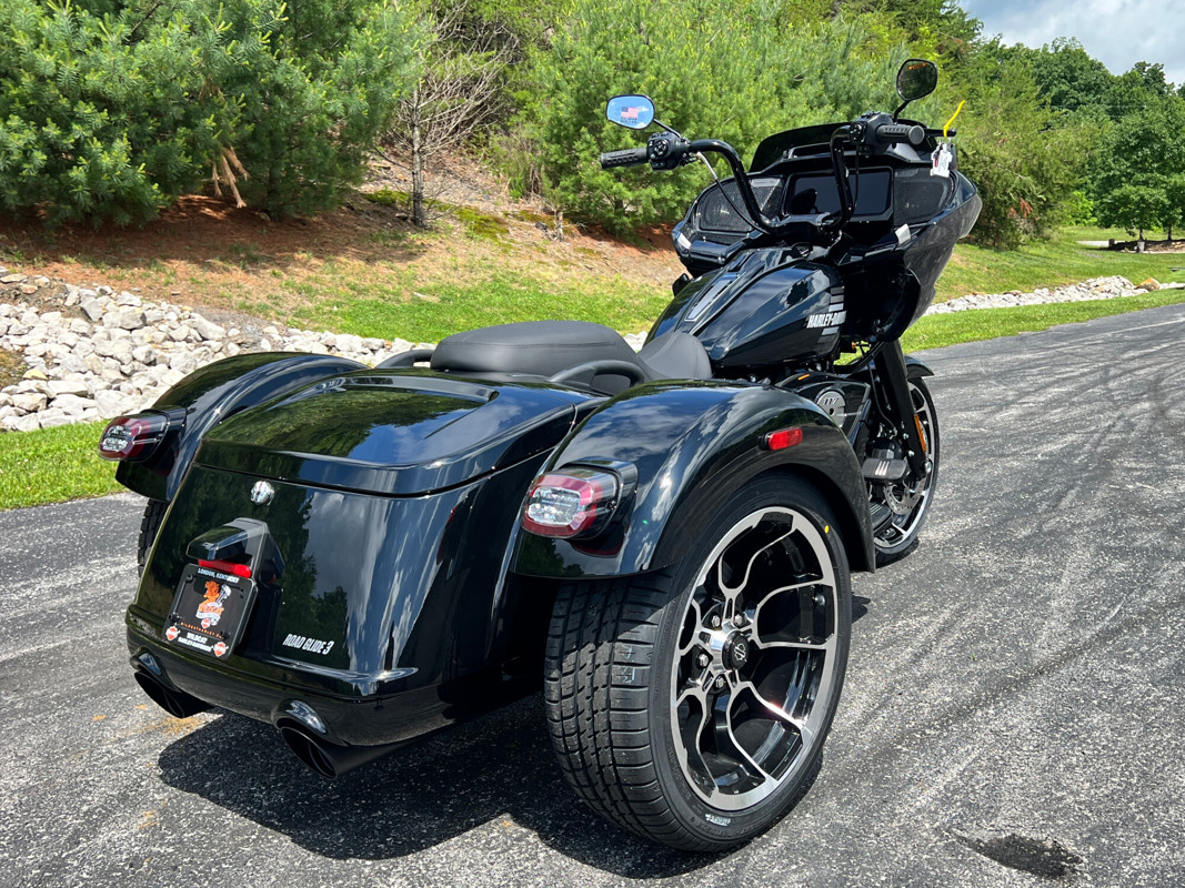 Road Glide® 3