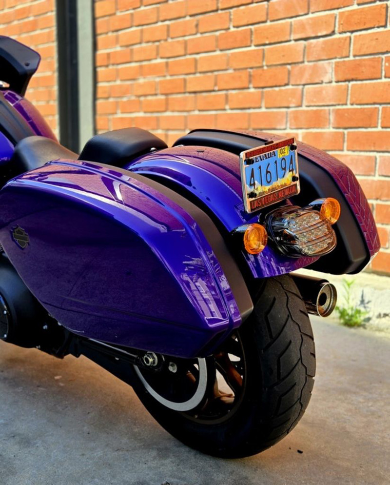 Low Rider® ST