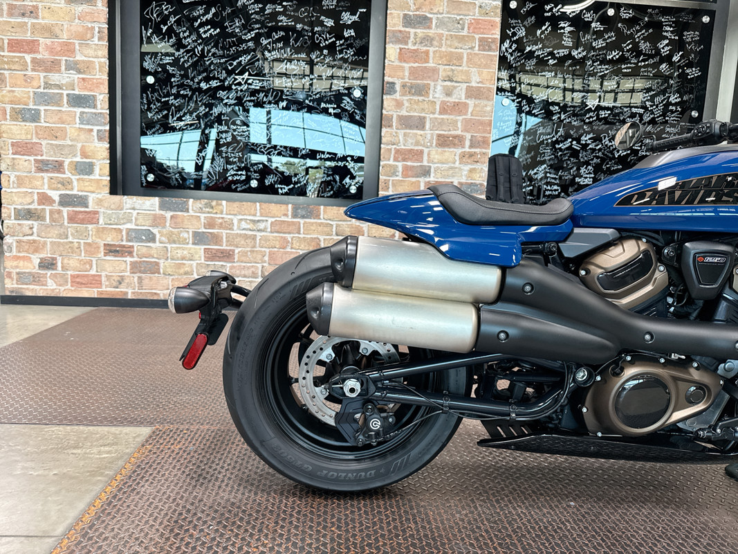 Sportster® S