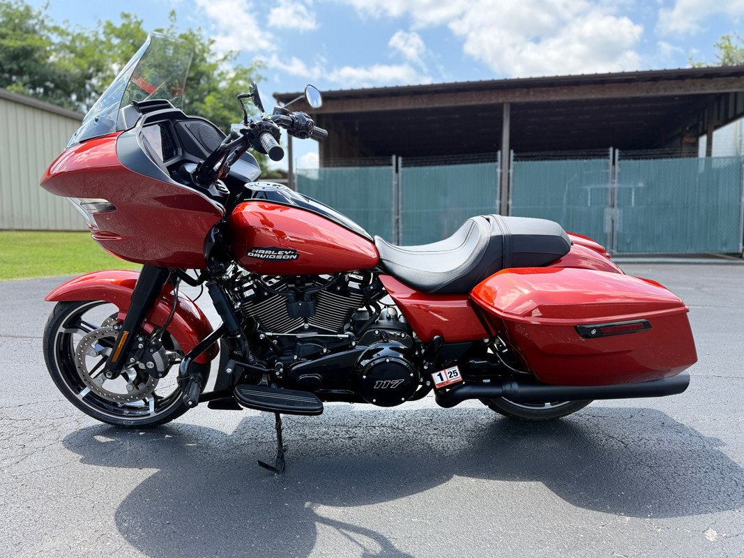 Road Glide®