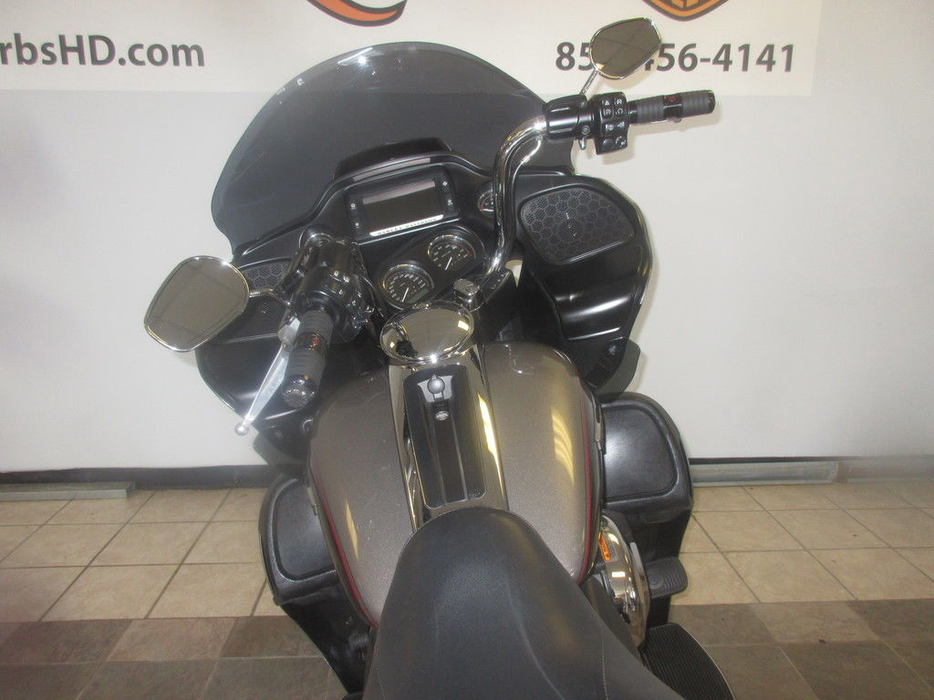 Road Glide® Ultra