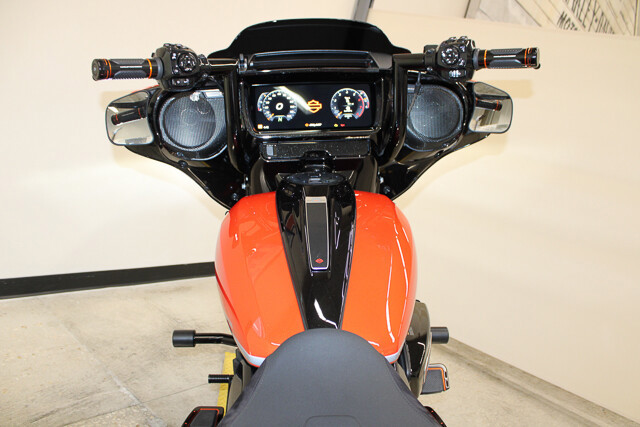 CVO® Street Glide®