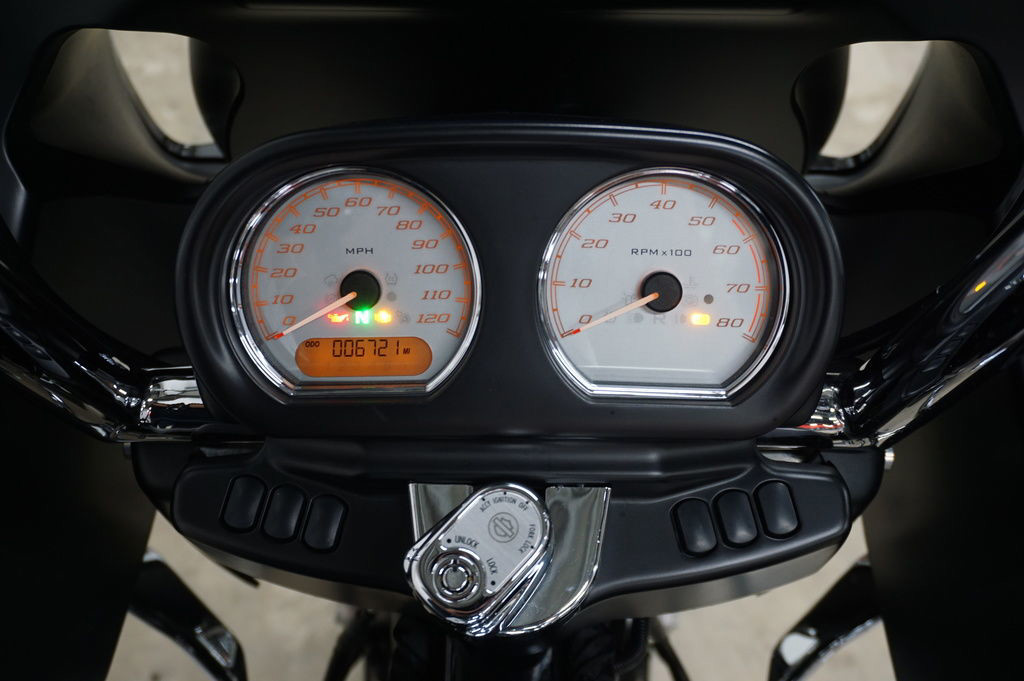 Road Glide®