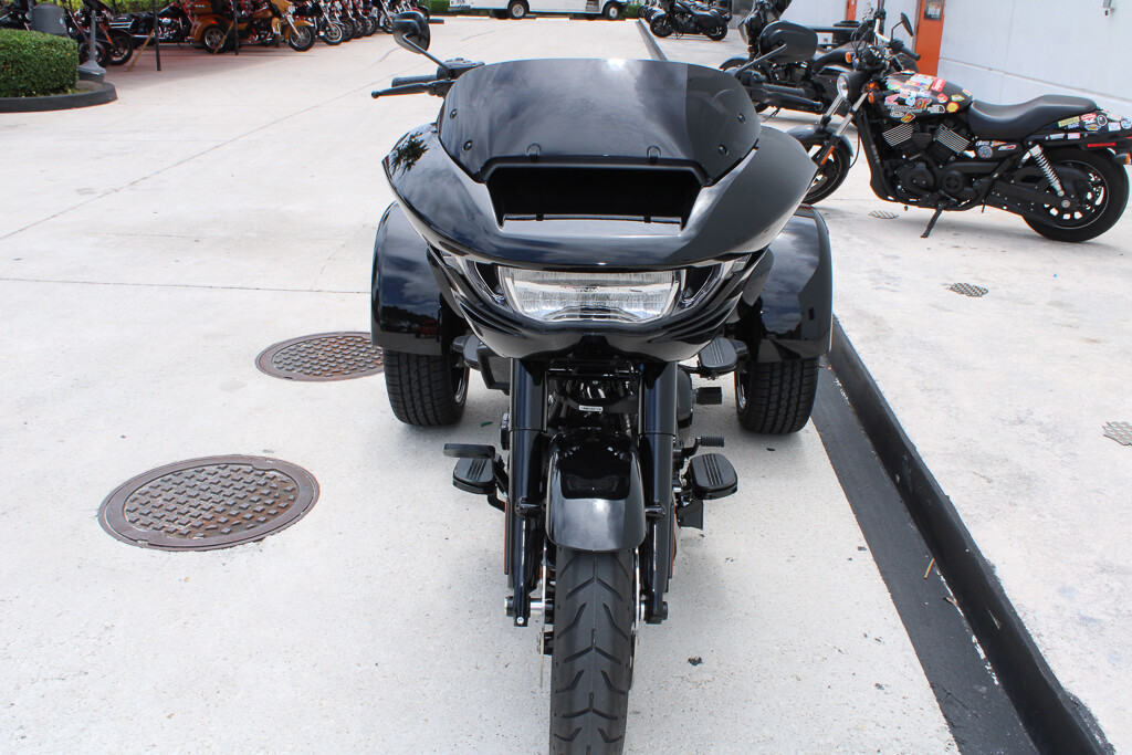 Road Glide® 3