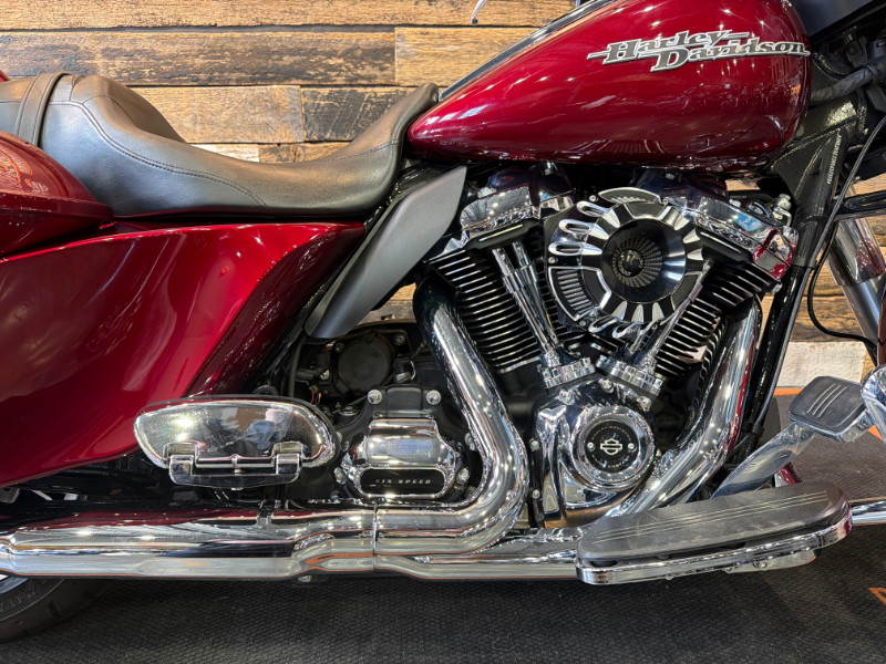 Street Glide®