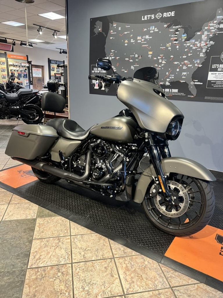 Street Glide® Special