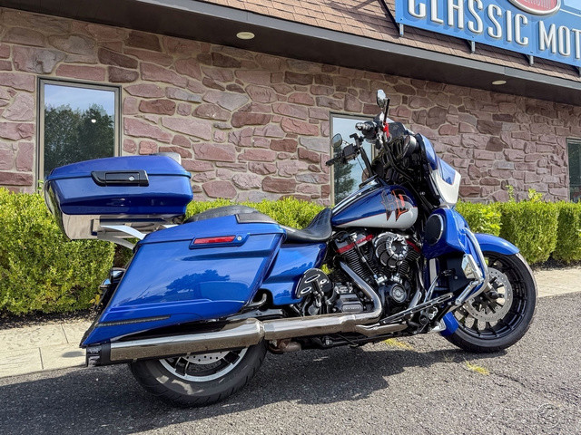Street Glide® Special