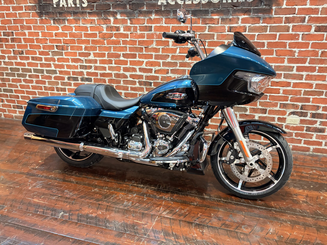 Road Glide®