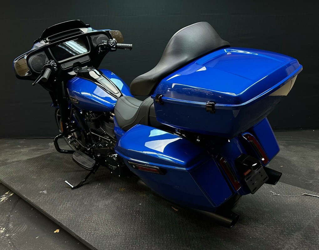 Street Glide®