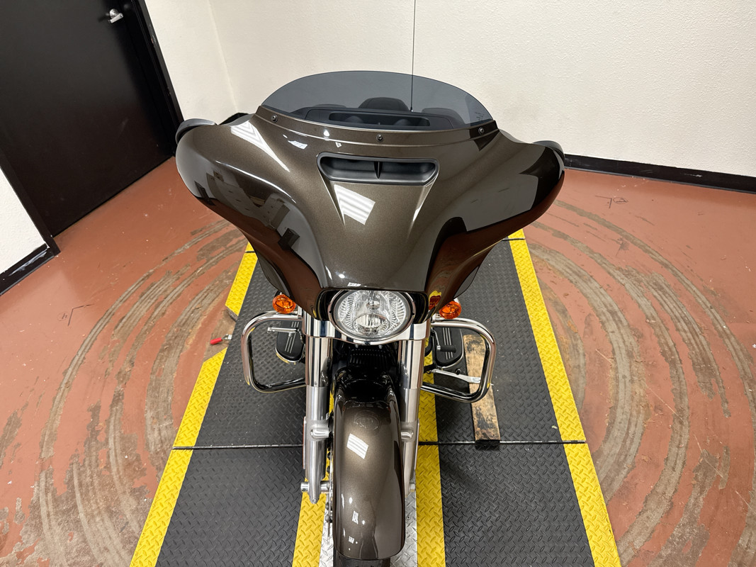 Street Glide®