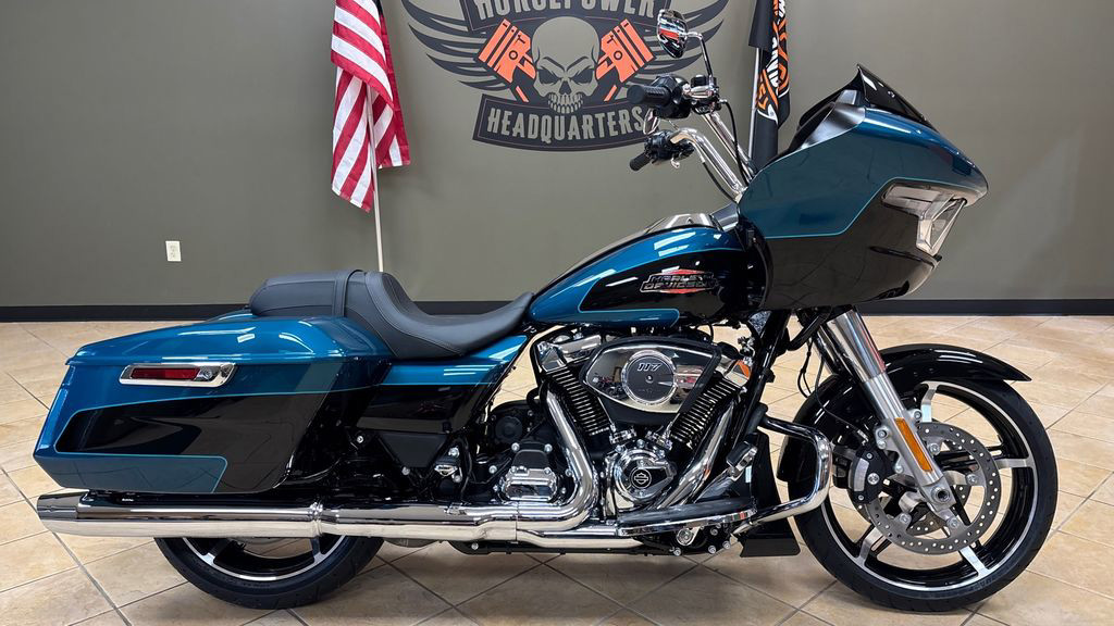 Road Glide®
