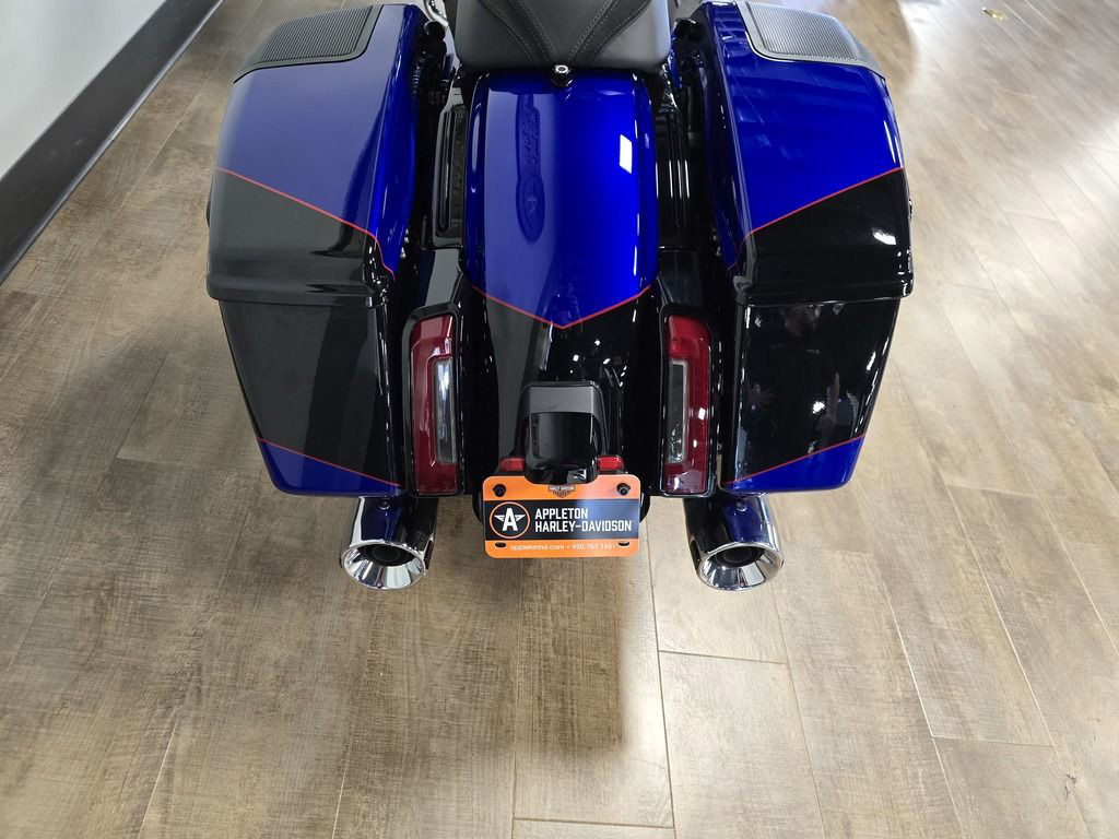 CVO® Road Glide®