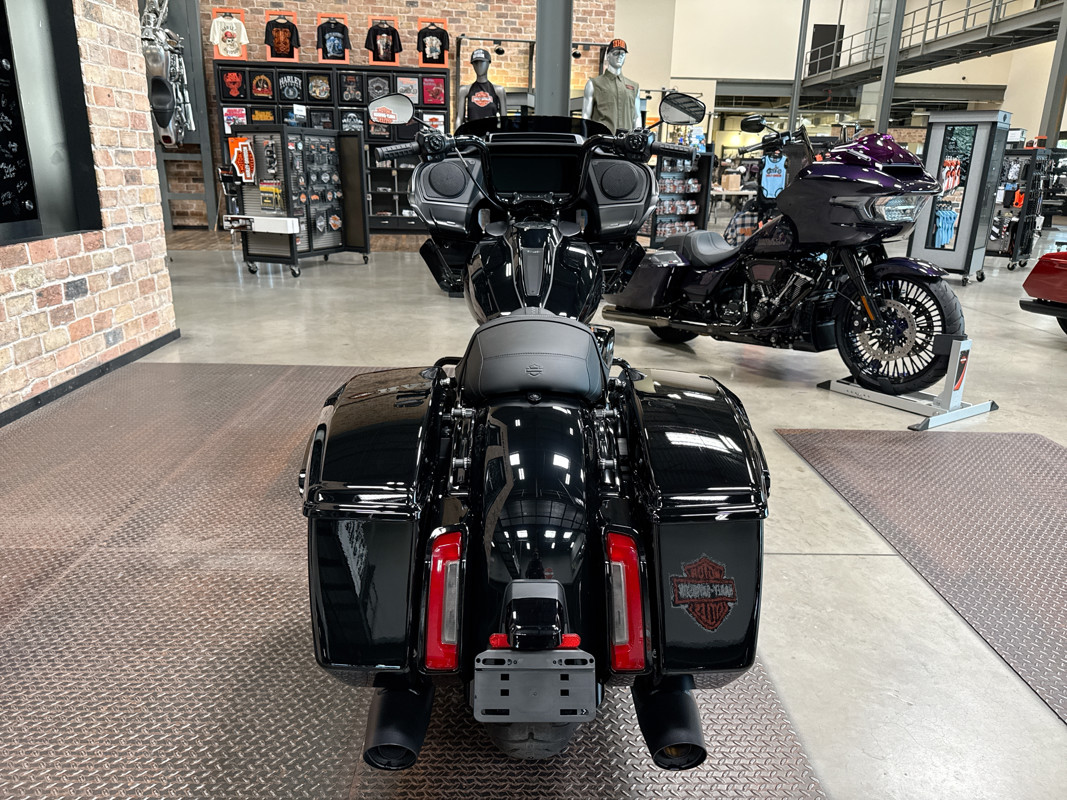 Road Glide®