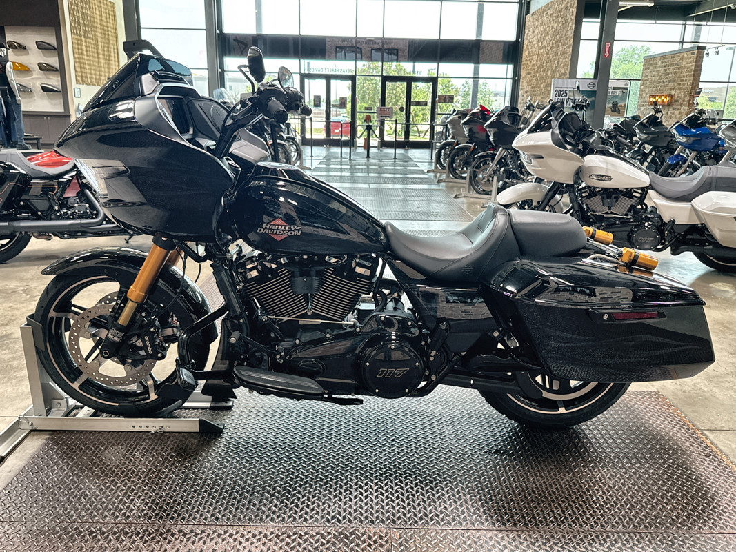Road Glide®