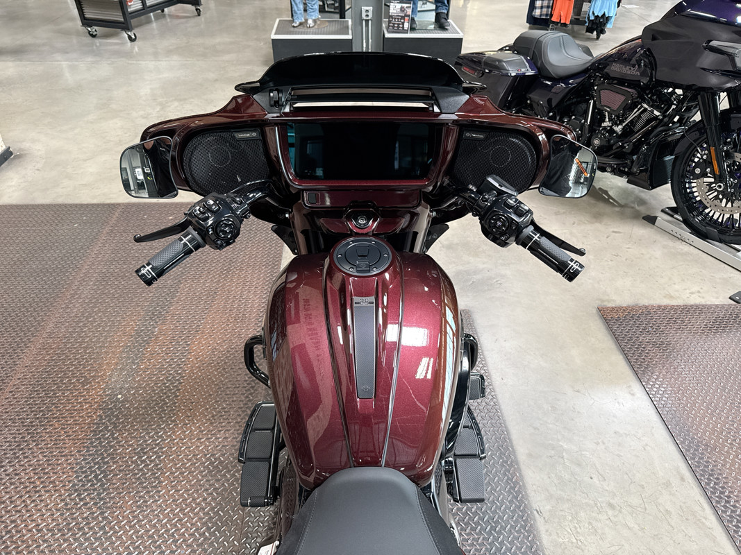 CVO® Street Glide®