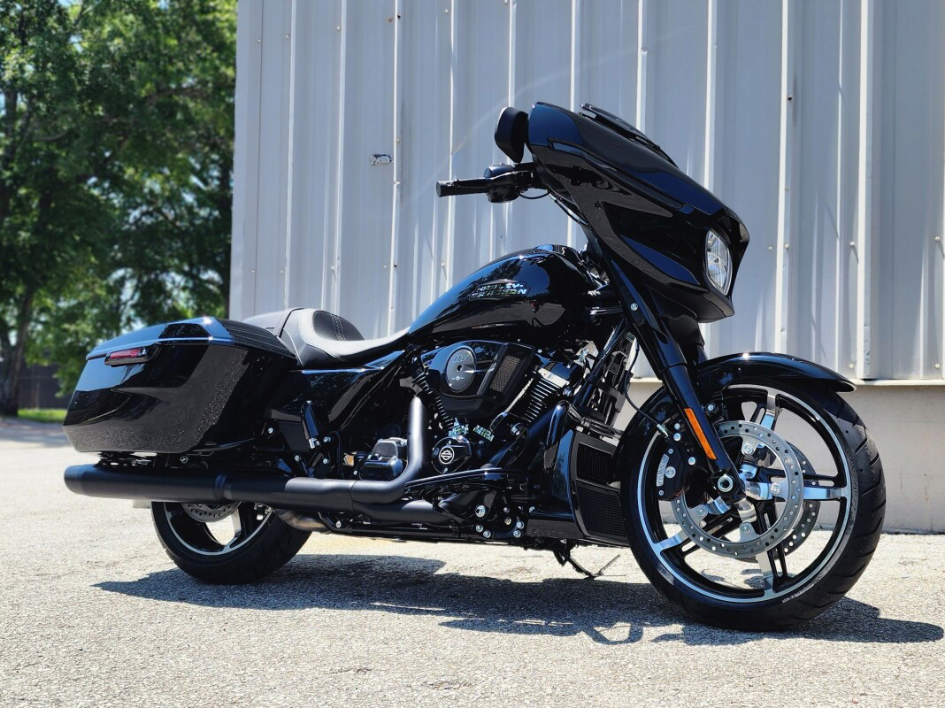 Street Glide®