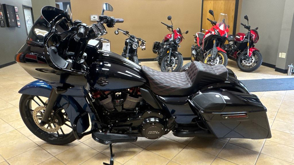 CVO® Road Glide®