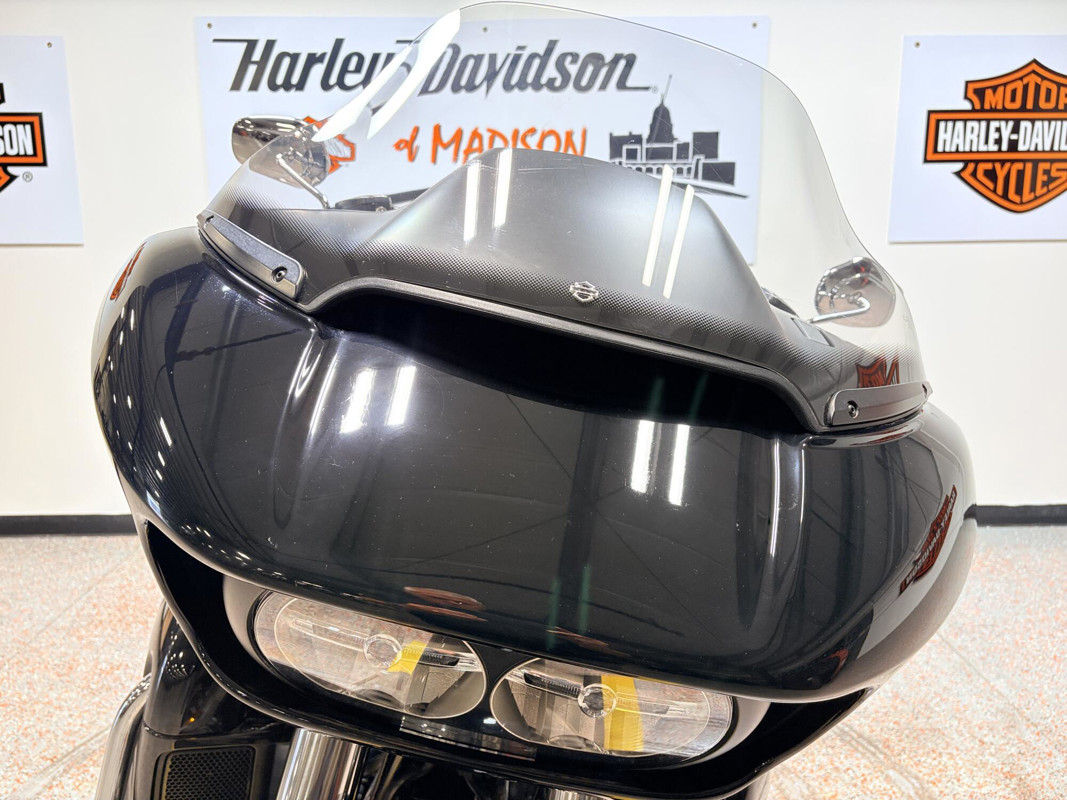 Road Glide® Ultra