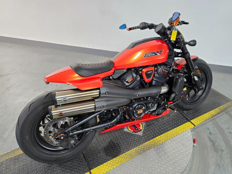 Sportster® S