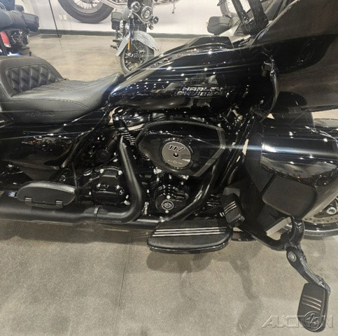 Road Glide®
