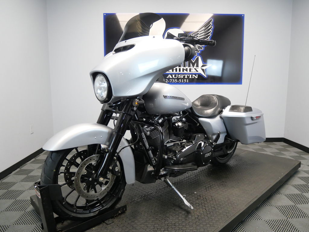 Street Glide® Special