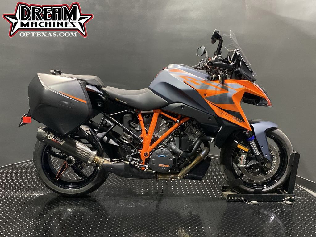 1290 Super Duke GT