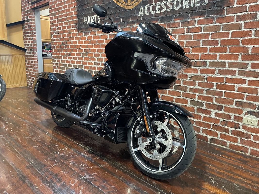 Road Glide®