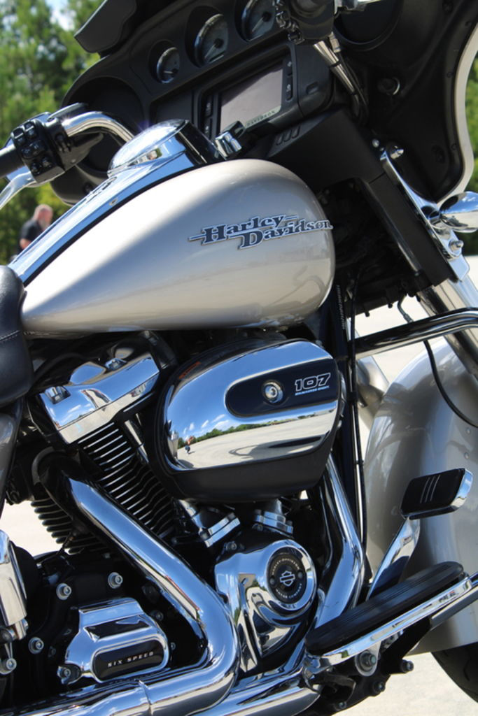 Street Glide®