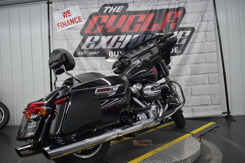 Electra Glide Standard