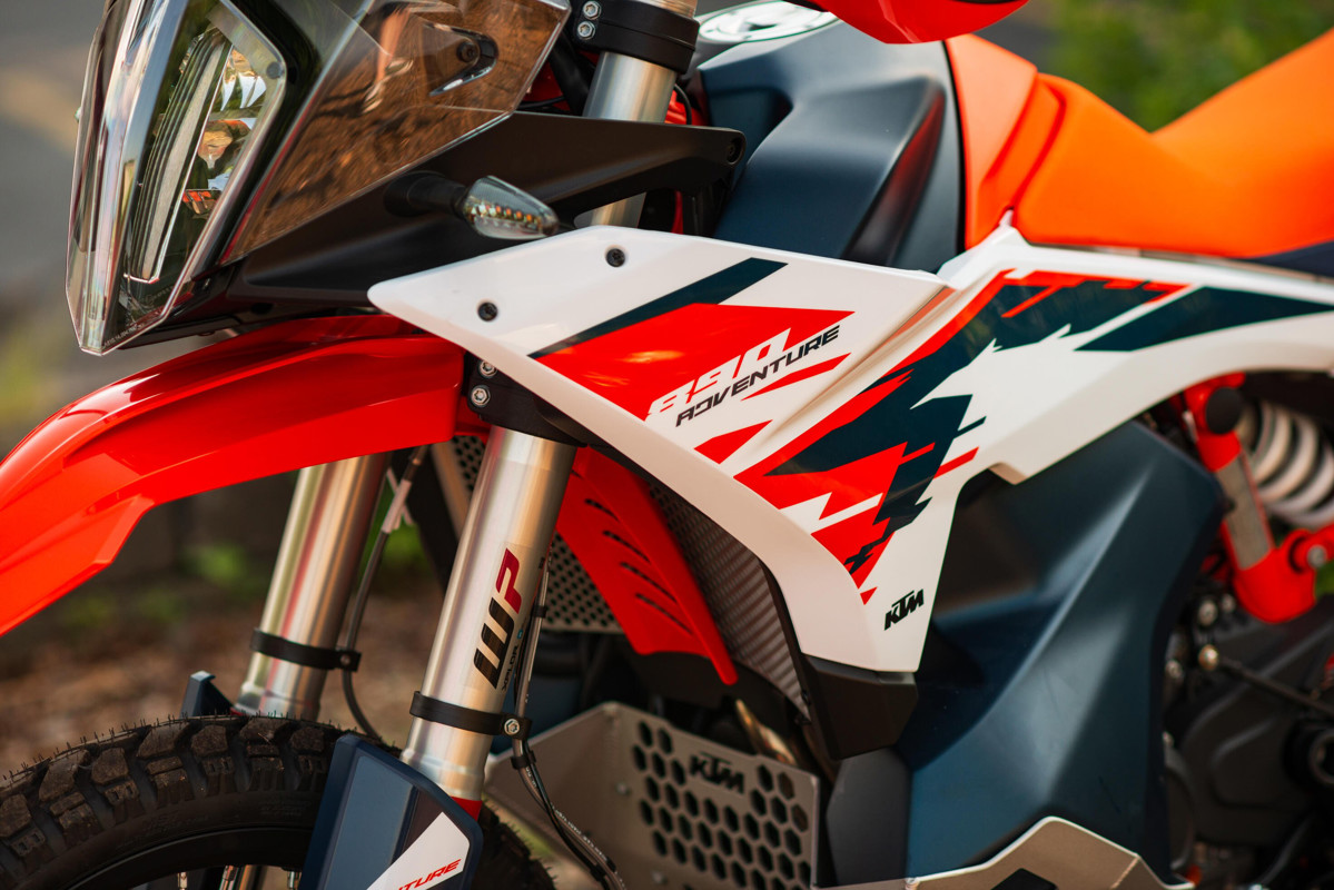 890 Adventure R