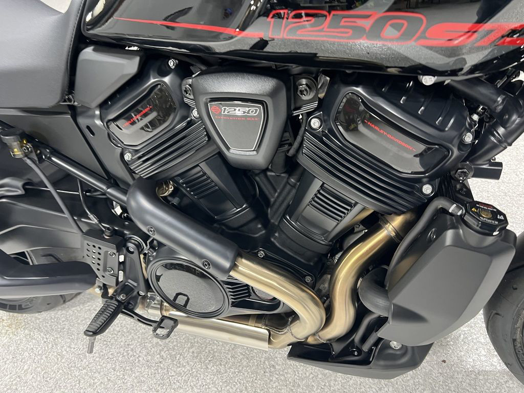 Pan America® 1250 ST