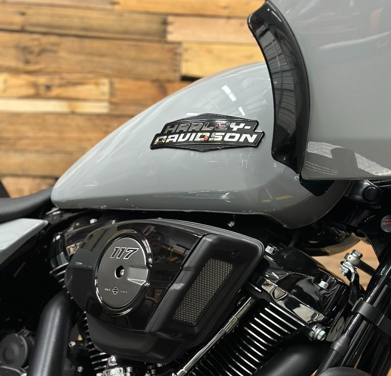 Road Glide®