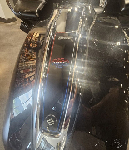 Road Glide®