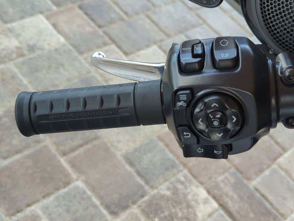 Street Glide®