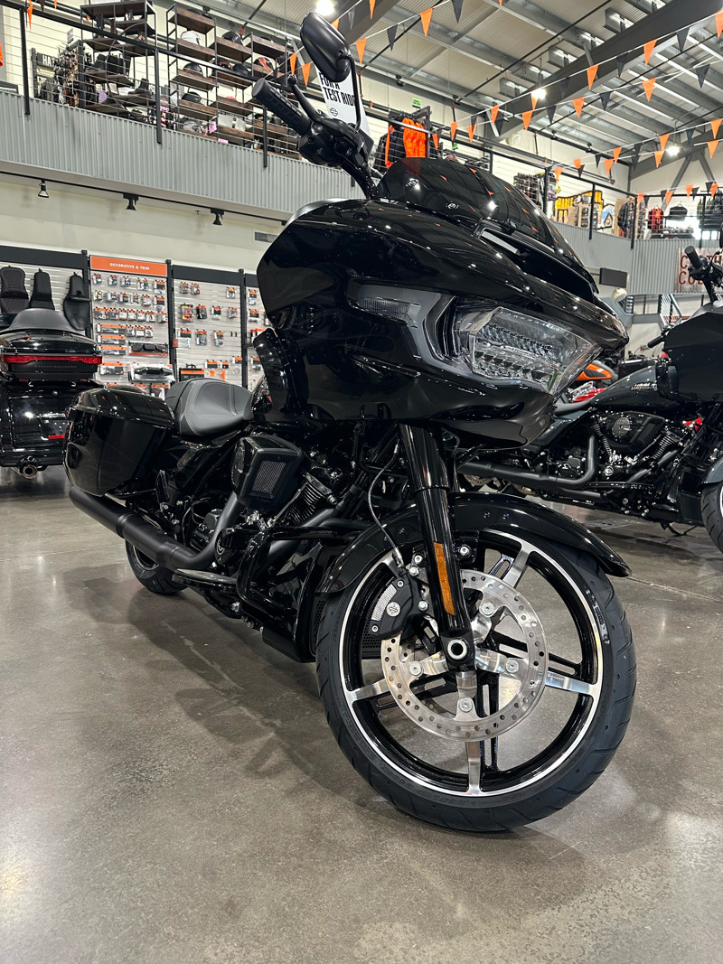 Road Glide®