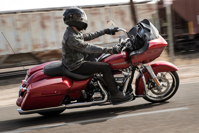 Road Glide®