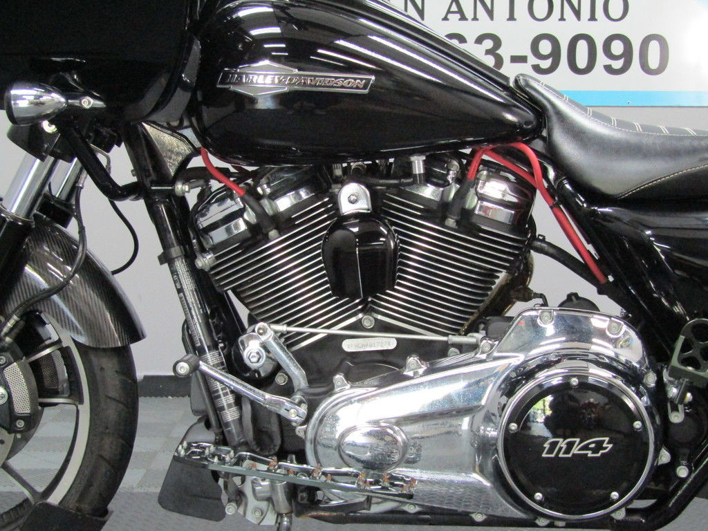 Road Glide®