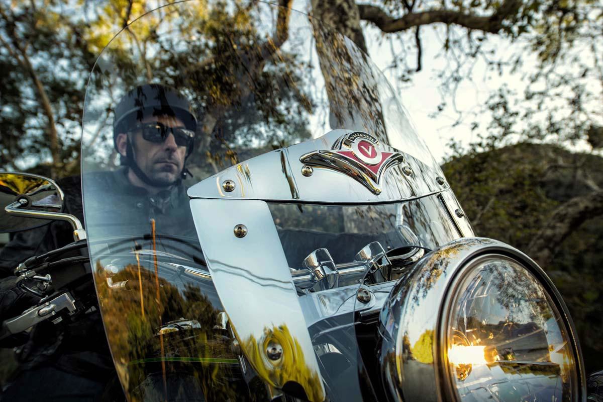 Vulcan® 900 Classic LT