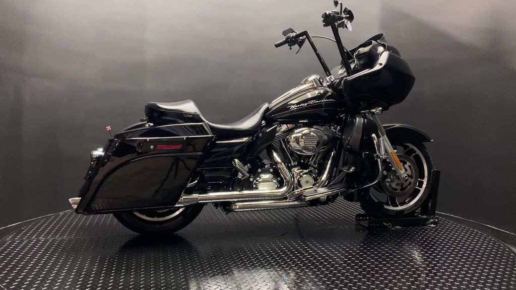 Road Glide® Custom