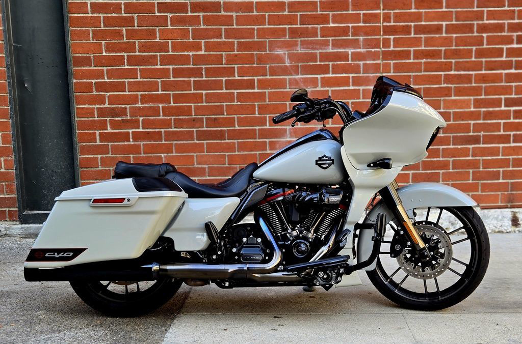 CVO® Road Glide®