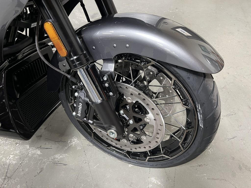CVO® Road Glide®