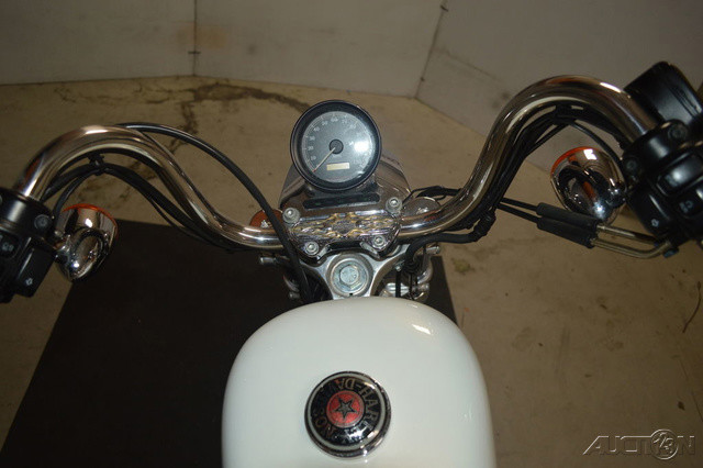 Sportster® 883 Hugger® 