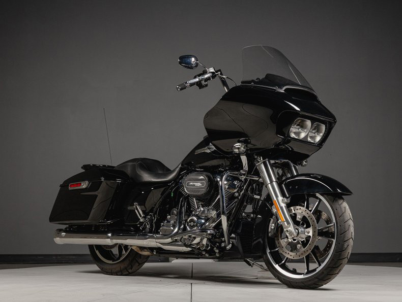 Road Glide®