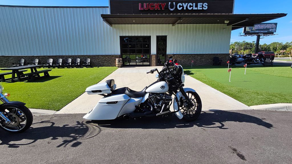 Street Glide® Special