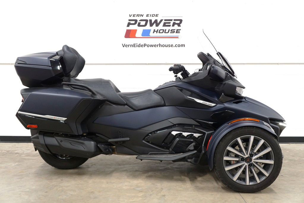 Spyder RT Sea-To-Sky