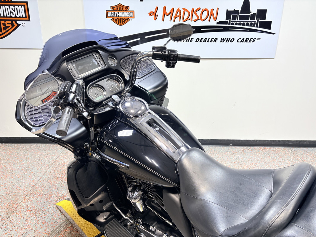 Road Glide® Ultra
