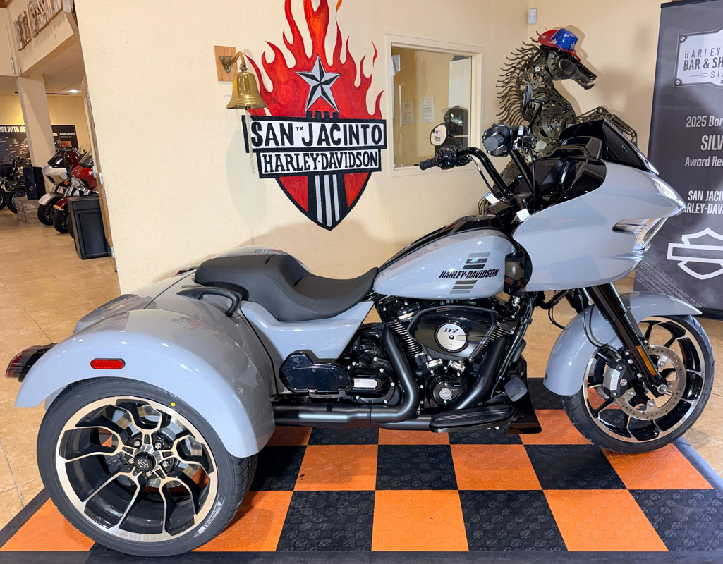 Road Glide® 3
