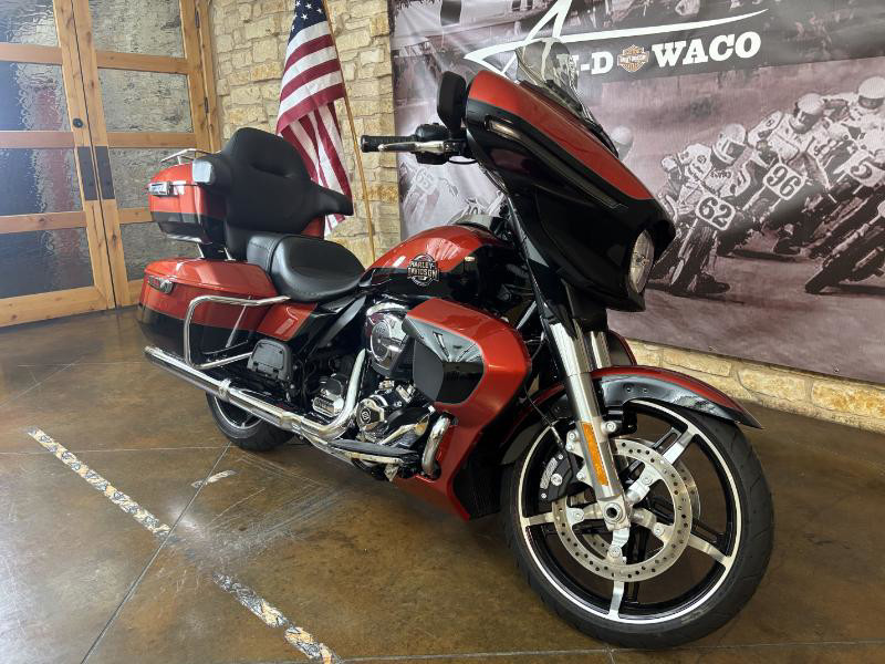 Street Glide® Ultra
