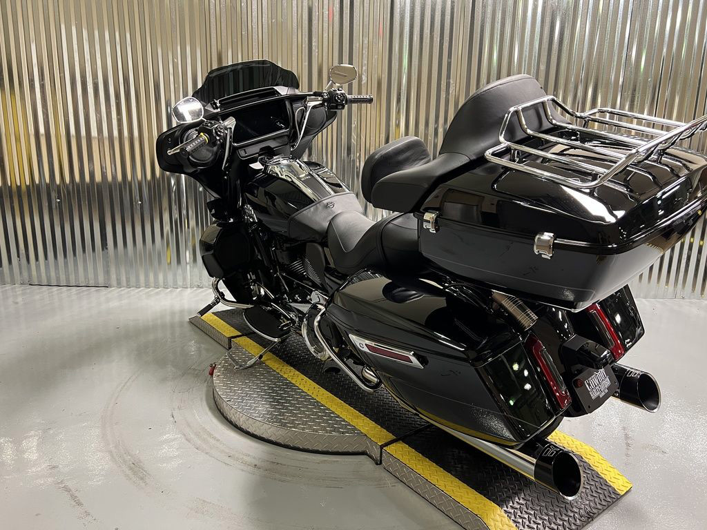 Street Glide® Ultra