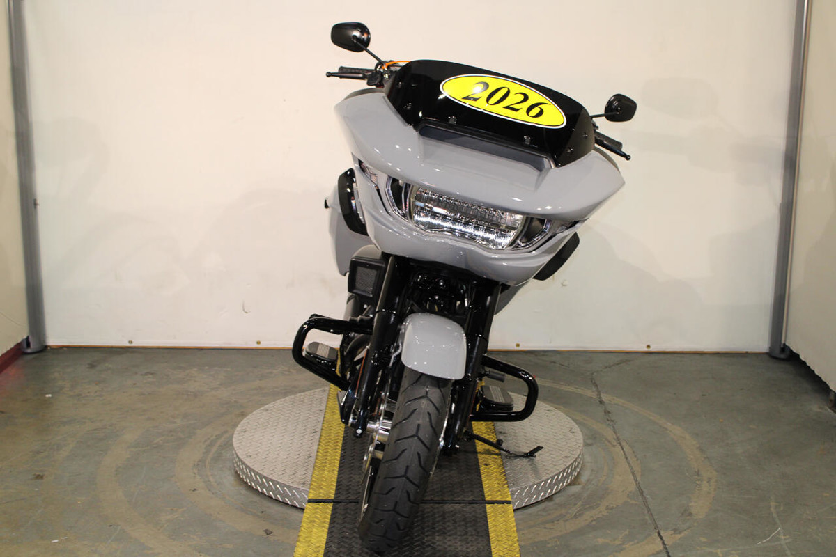 Road Glide®